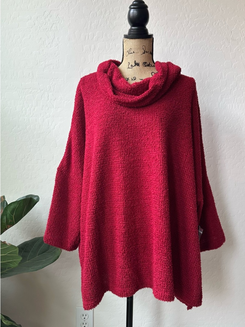 NWT Ali Miles Knit Cowl Neck 3/4 Dolman Sleeve Back Button Detail Tunic